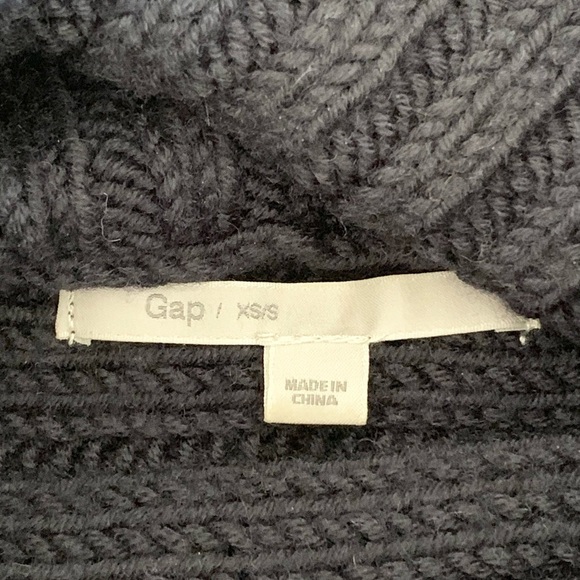 GAP Navy Cable-Knit Sweater Poncho - Picture 5 of 5